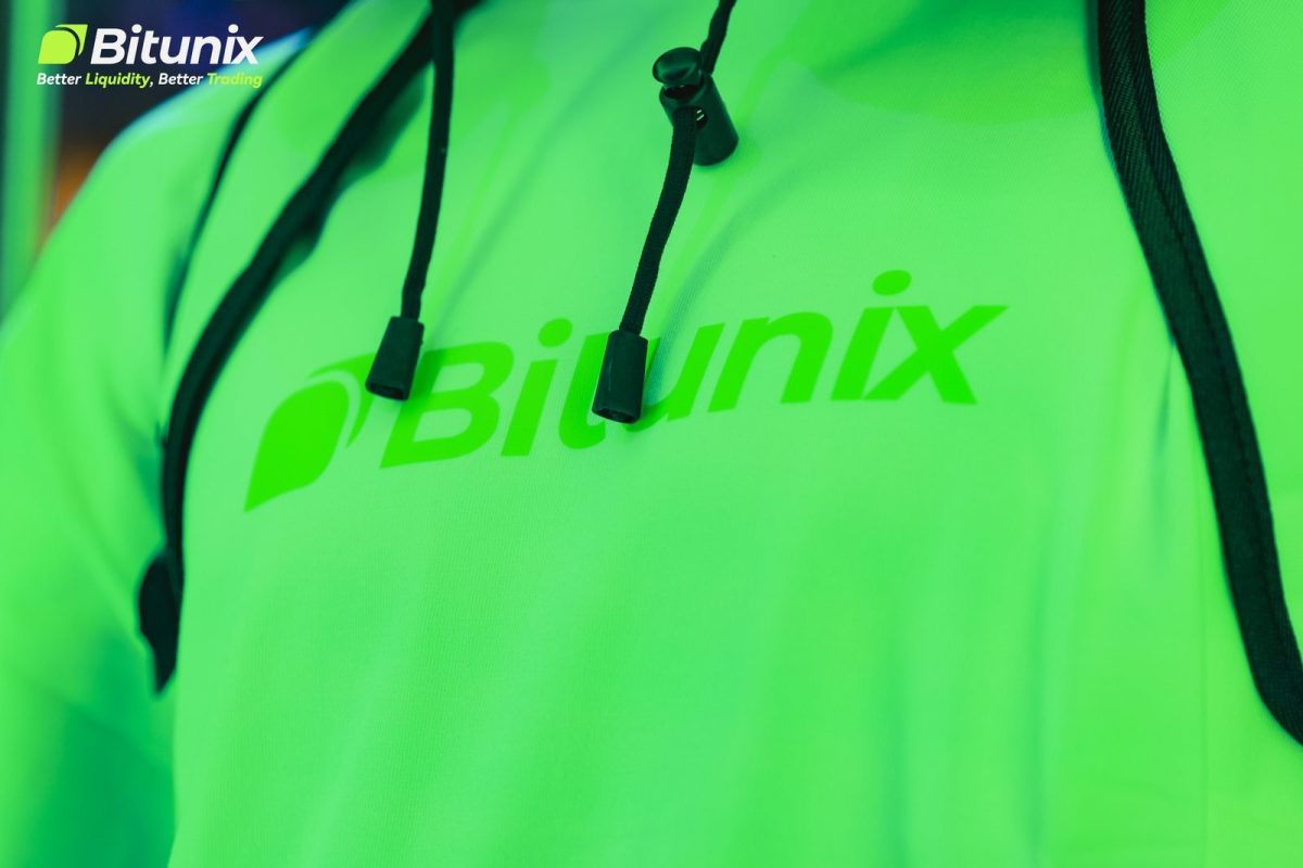 نمایش سبک زندگی بیت یونیکس در رویداد TOKEN2049 در سنگاپور